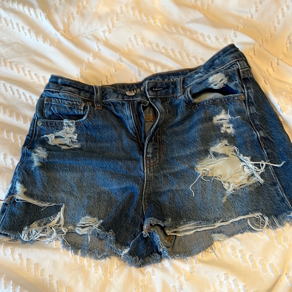 American eagle ripped blue Jean shorts
